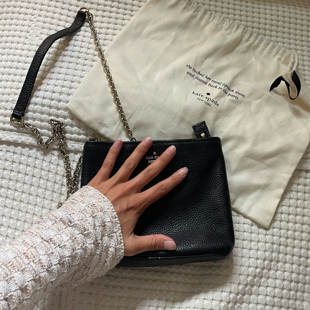 Kate Spade Purse - Picture 4 of 9